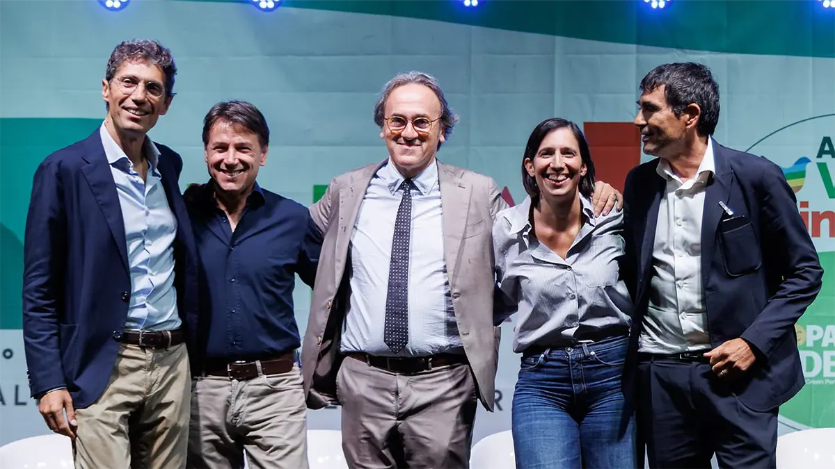 cala nei sondaggi il campo largo