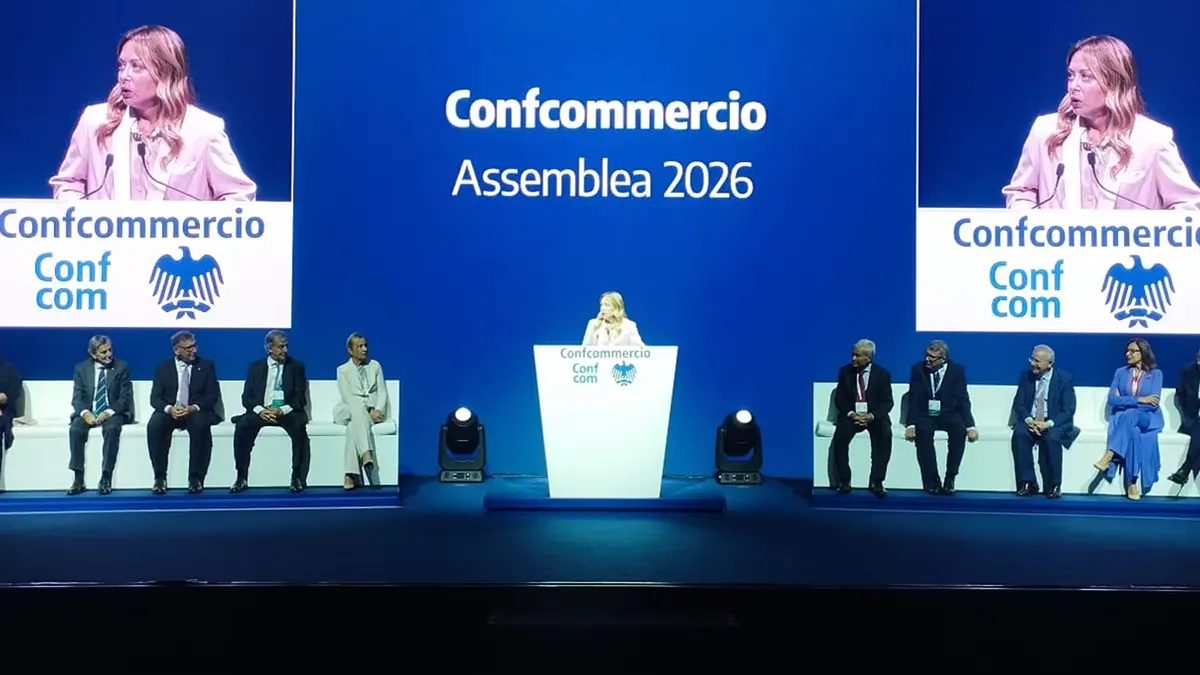 i temi della presidente meloni alla conferenza della confcommercio